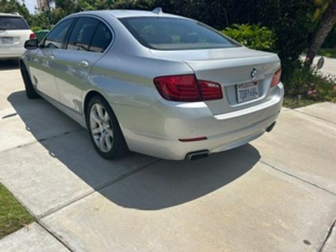 Used 2013 BMW 550i Sedan RWD image 6