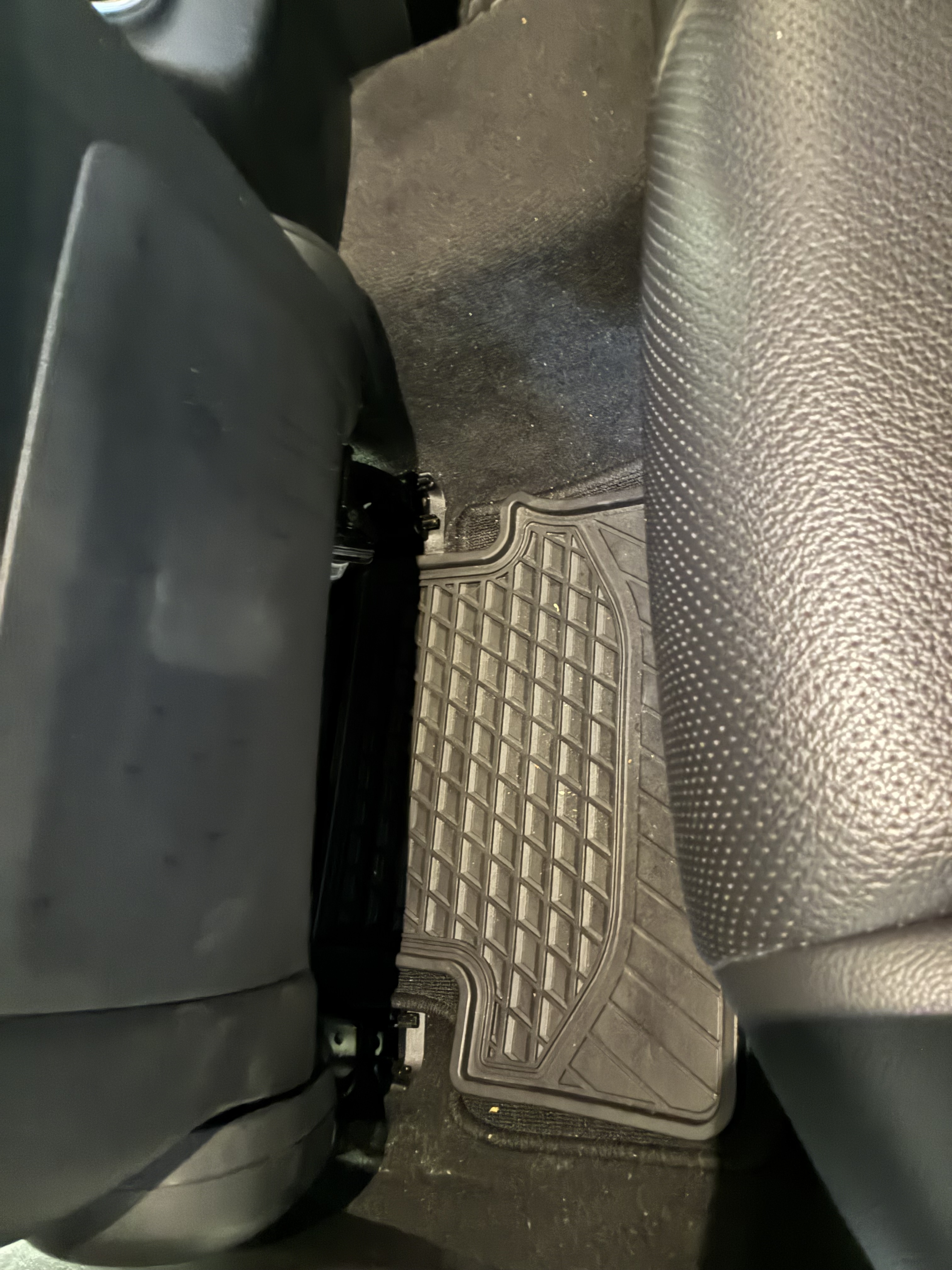 Used 2018 Mercedes-Benz C 300 Sedan image 30