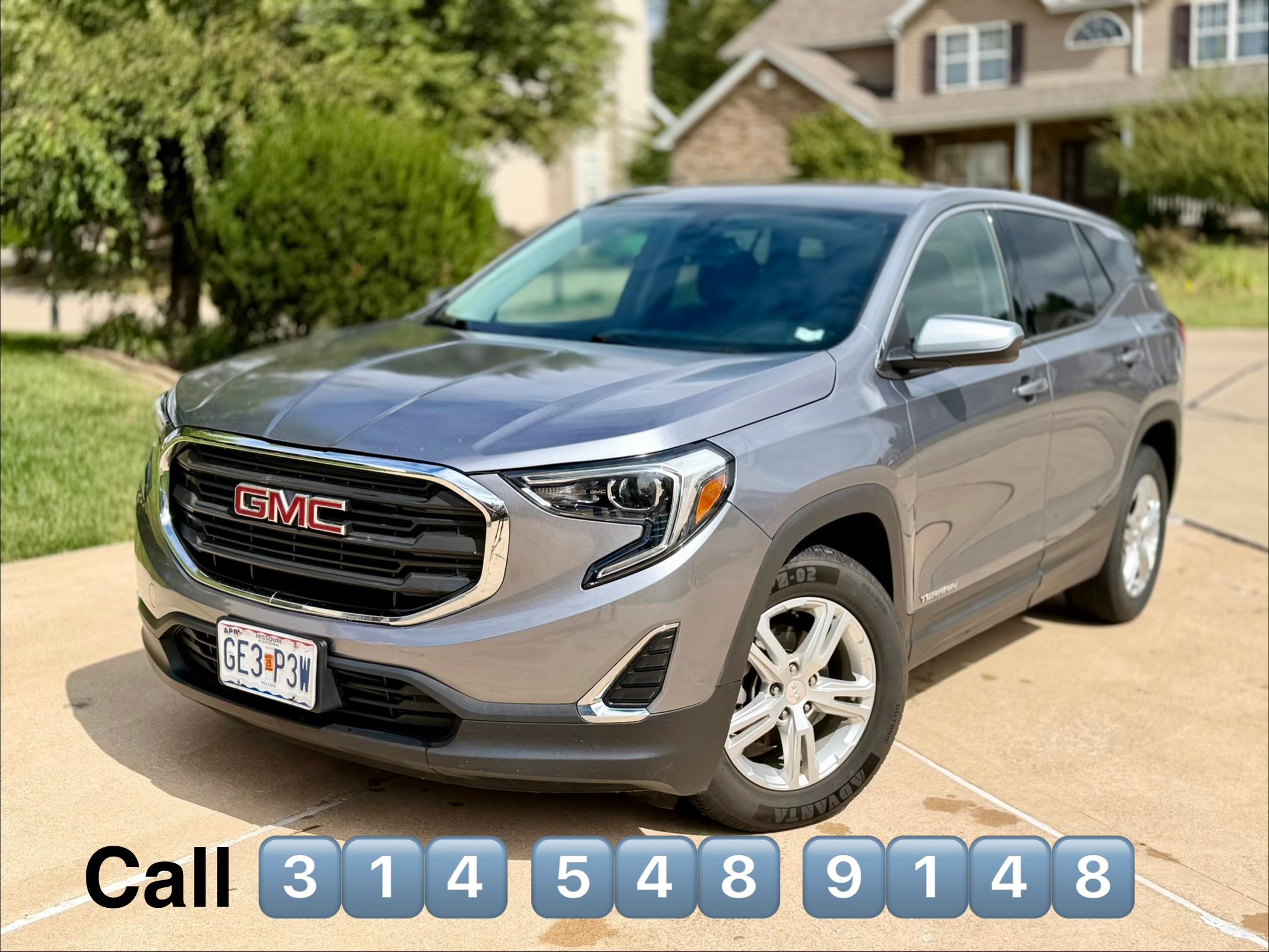 Used 2020 GMC Terrain SLE FWD image 1