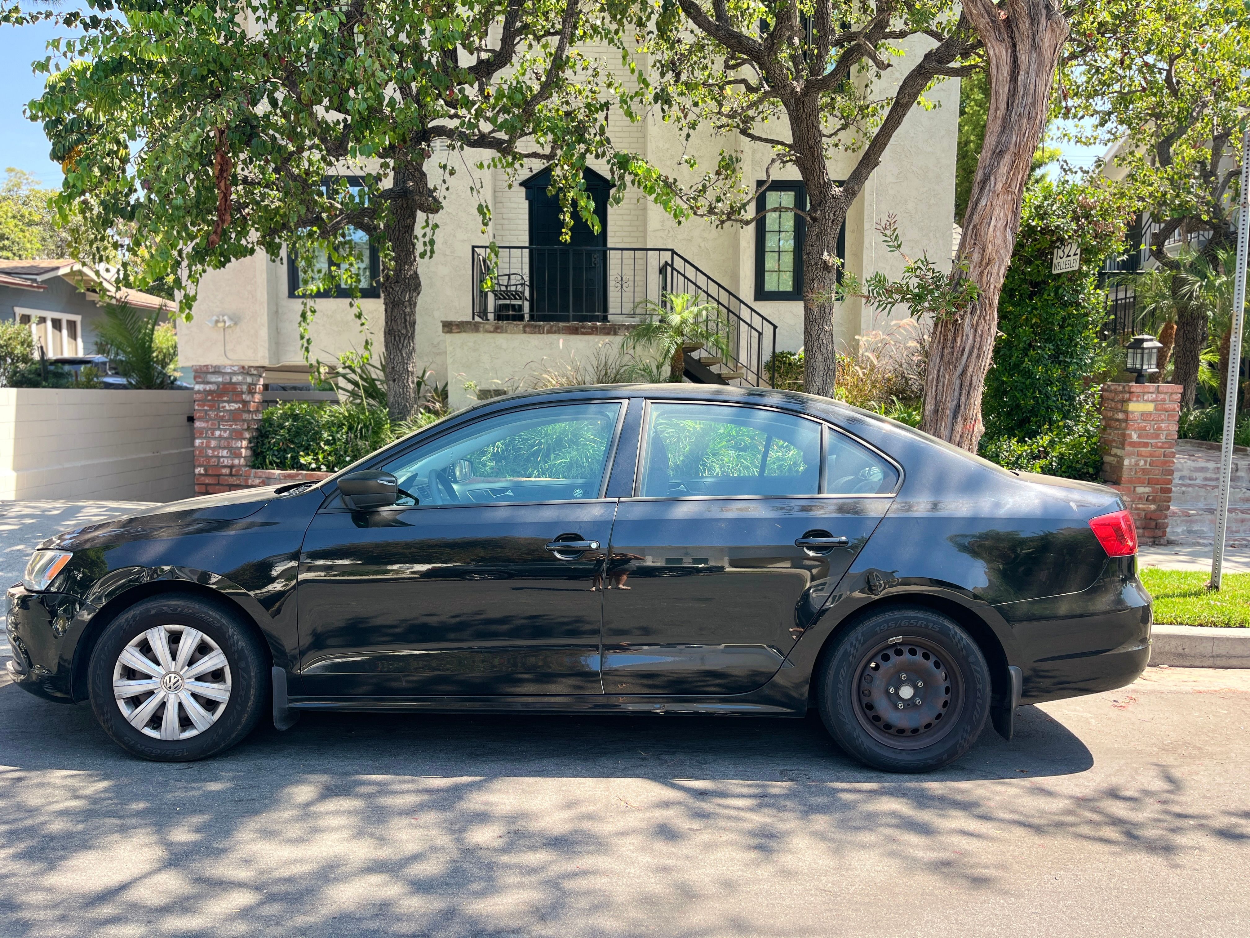 Used 2012 Volkswagen Jetta S FWD image 6
