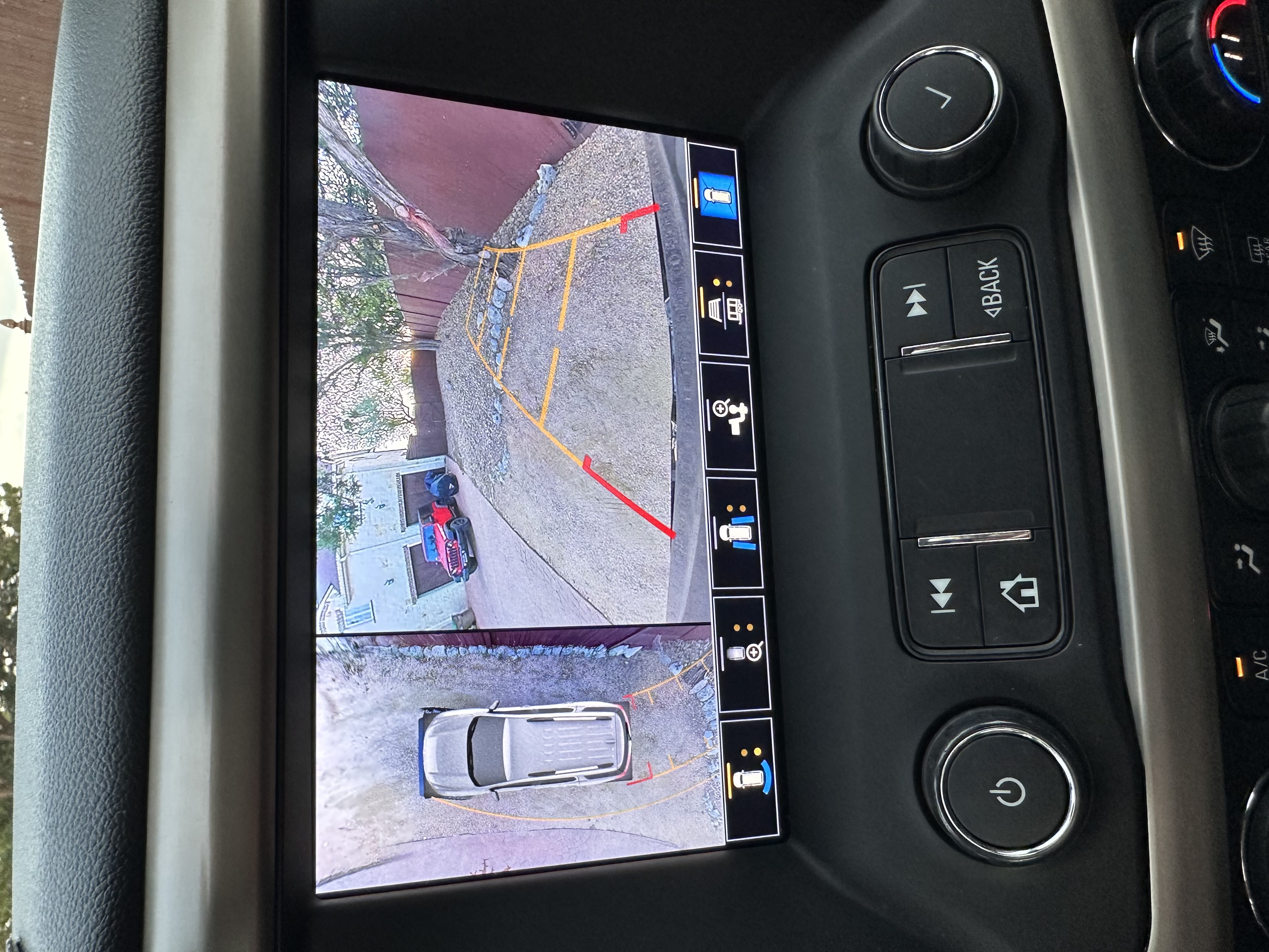 Used 2021 GMC Acadia Denali w/ Denali Technology Package FWD image 15