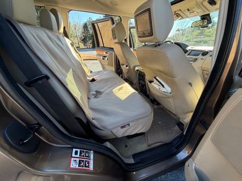 Used 2010 Land Rover LR4 HSE LUX image 9