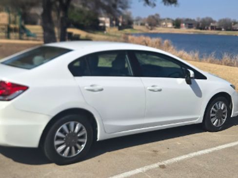 Used 2014 Honda Civic LX image 9