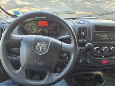 Used 2017 RAM ProMaster 2500 image 4