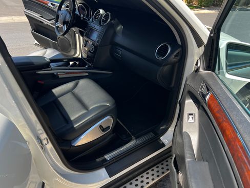 Used 2010 Mercedes-Benz ML 350 4MATIC image 11