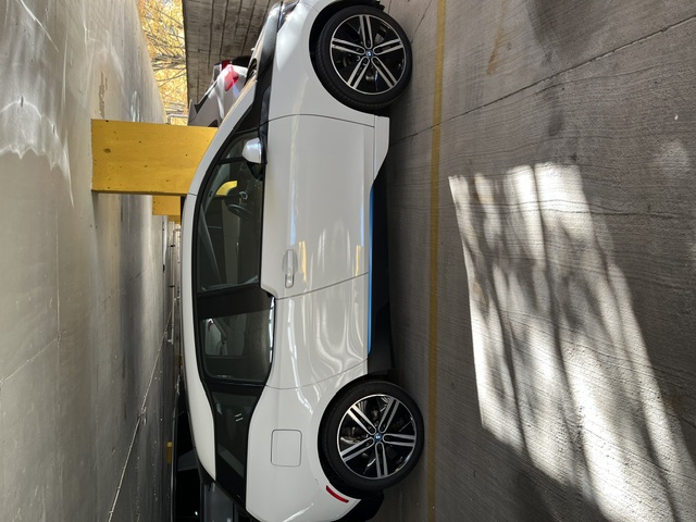 Used 2015 BMW i3 RWD image 5