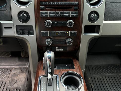 Used 2012 Ford F150 Lariat w/ Lariat Chrome Pkg image 10