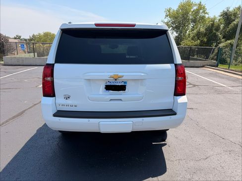 Used 2017 Chevrolet Tahoe LT w/ Luxury Package AWD/4WD image 6