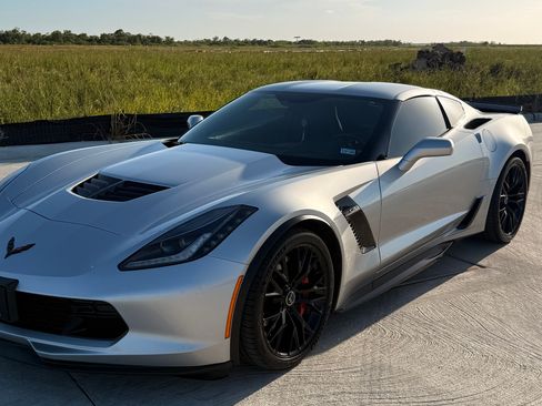 Used 2019 Chevrolet Corvette Z06 RWD image 27