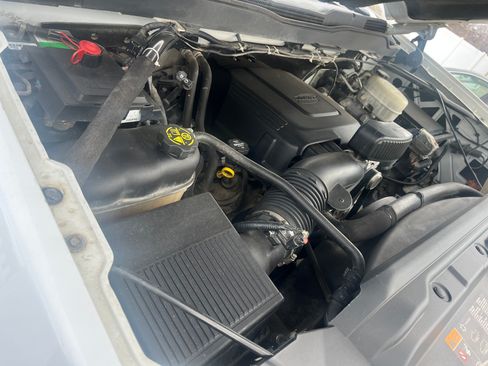 Used 2019 Chevrolet Silverado 3500 LT image 9