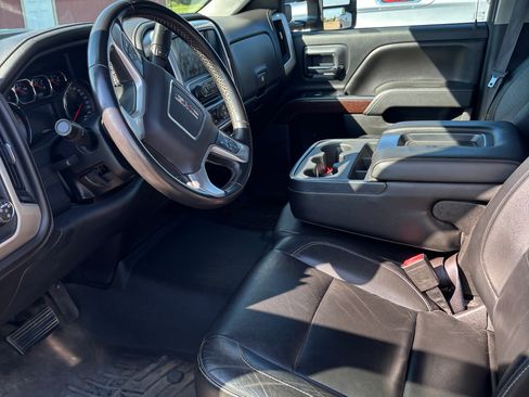 Used 2015 GMC Sierra 3500 SLE w/ SLE Preferred Package image 9