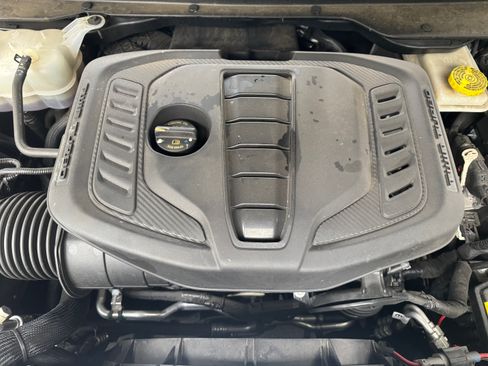 Used 2023 Jeep Wagoneer Series II w/ Premium Group I image 9