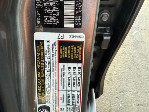 Used 2017 Toyota Camry SE image 13