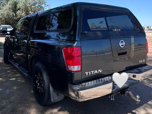 Used 2004 Nissan Titan SE image 5