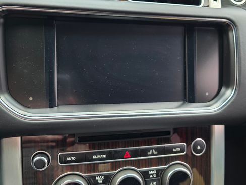 Used 2014 Land Rover Range Rover Supercharged image 13