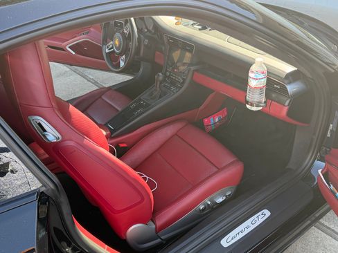 Used 2017 Porsche 911 GT3 RS image 8