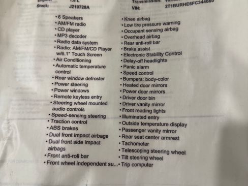 Used 2015 Toyota Corolla LE image 18