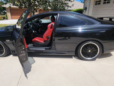 Used 2006 Pontiac GTO Coupe 2D image 1