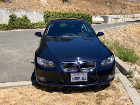 Used 2009 BMW 335i Coupe image 2