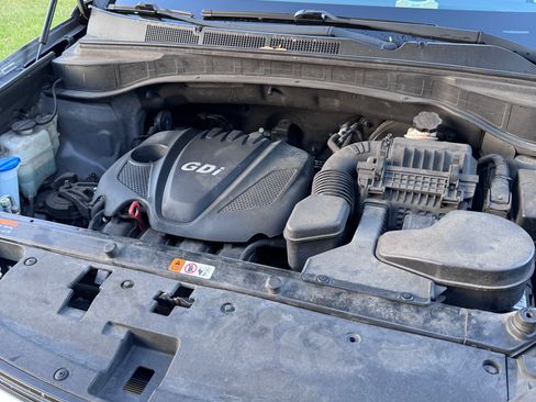 Used 2015 Hyundai Santa Fe Sport image 13