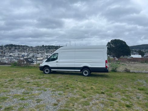 Used 2020 Ford Transit 250 148 High Roof Extended w/ Load Area Protection Package image 11