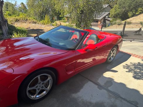 Used 2003 Chevrolet Corvette Convertible w/ Preferred Equipment Group1 image 29