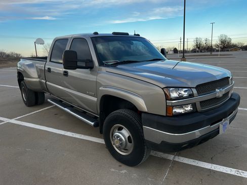 Used 2003 Chevrolet Silverado 3500 LT image 5