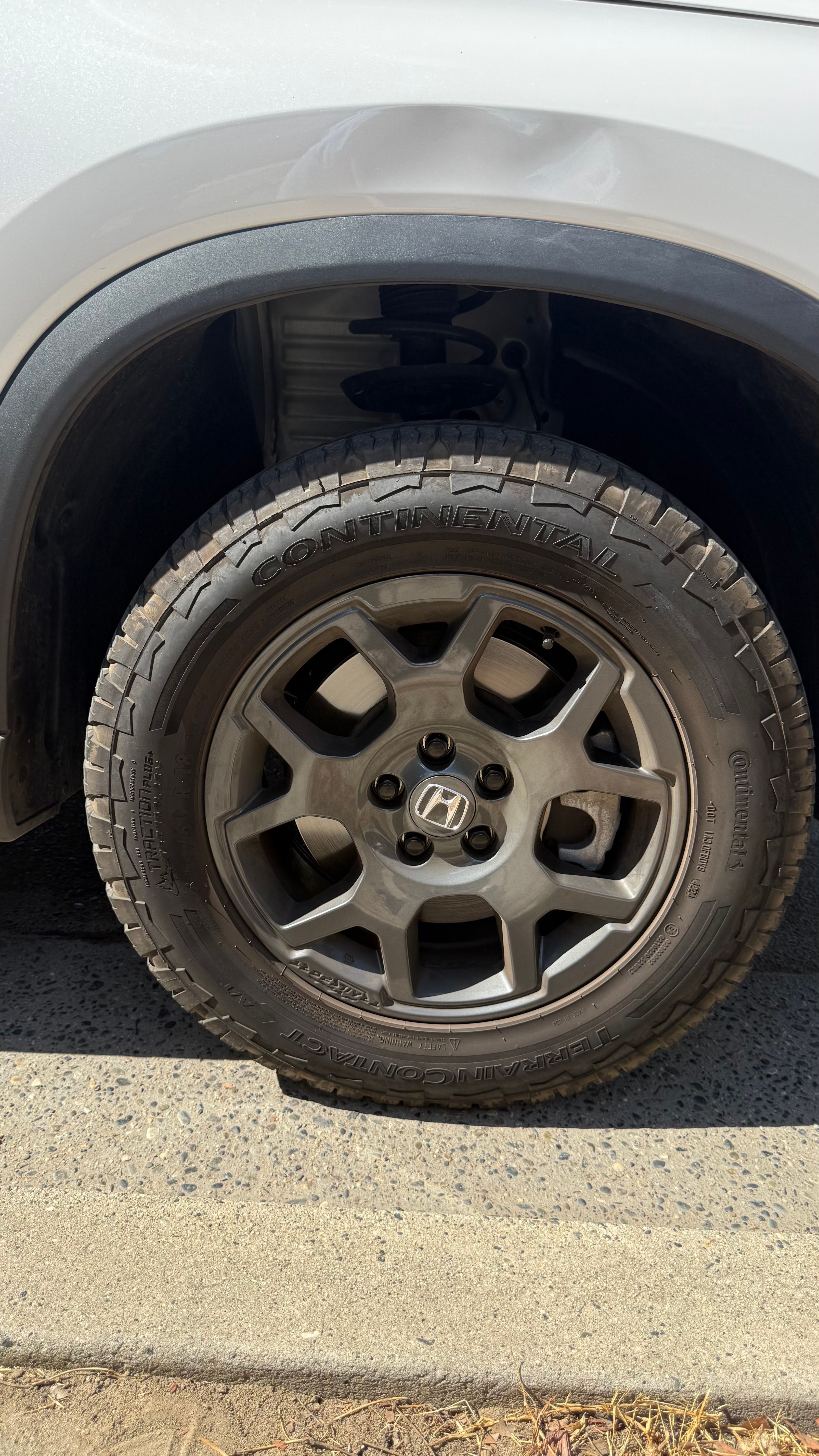 Used 2025 Honda Pilot TrailSport image 6