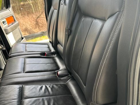 Used 2010 Ford F150 Lariat image 12