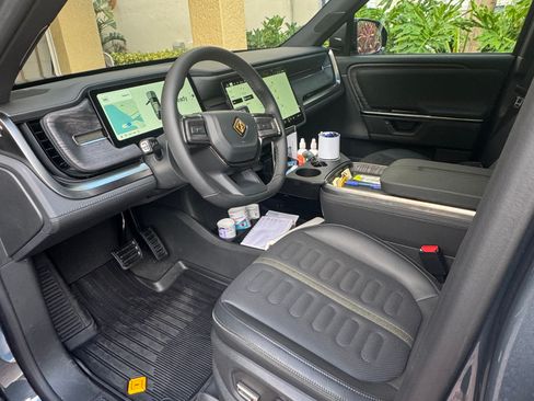 Used 2026 Rivian R1S Adventure AWD/4WD image 11