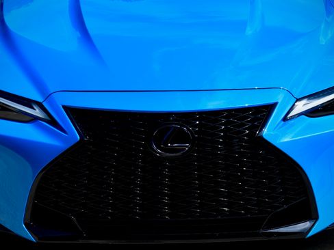 Used 2024 Lexus IS 500 image 14