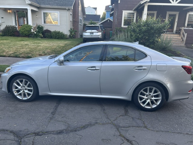 Used 2012 Lexus IS 250 w/ Premium Pkg Value Edition RWD image 13