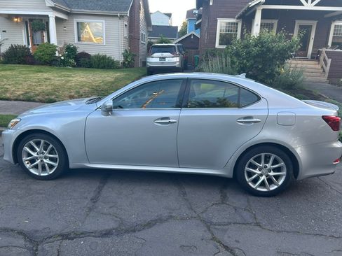 Used 2012 Lexus IS 250 w/ Premium Pkg Value Edition RWD image 13