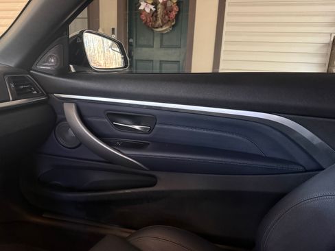 Used 2018 BMW 440i Convertible image 11