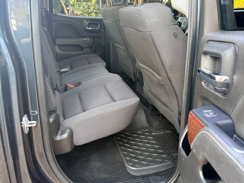 Used 2017 GMC Sierra 1500 SLE w/ SLE Value Package image 8