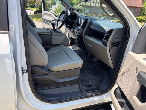 Used 2022 Ford F250 XL w/ Power Equipment Group AWD/4WD image 14