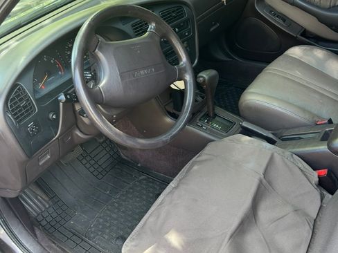 Used 1996 Toyota Camry LE image 4