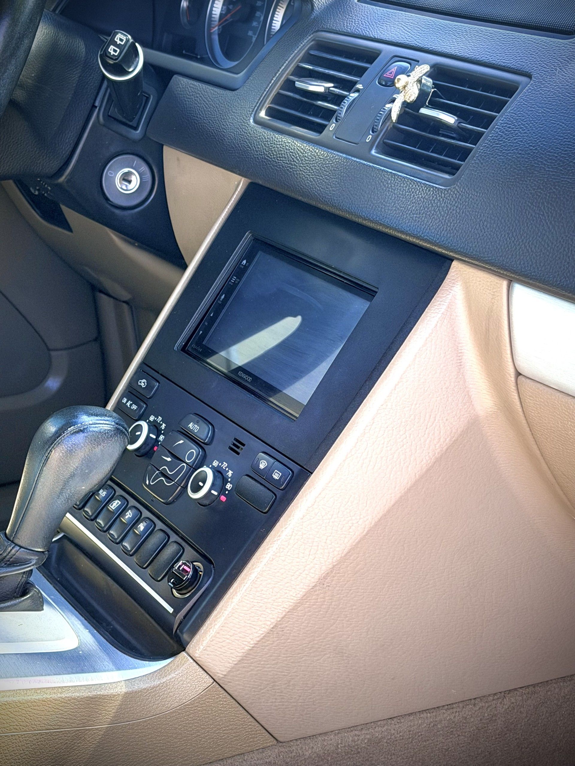 Used 2013 Volvo XC90 3.2 FWD image 13