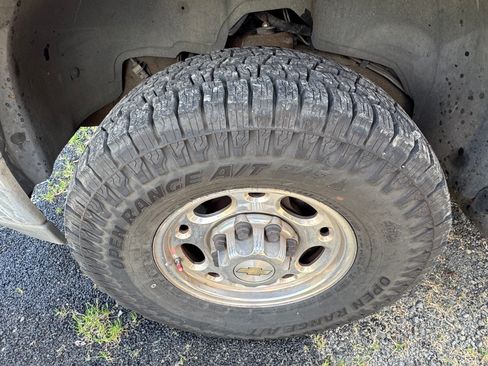 Used 2002 Chevrolet Silverado 2500 4x4 Crew Cab image 11