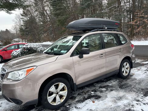 Used 2016 Subaru Forester 2.5i w/ Alloy Wheel Package image 11