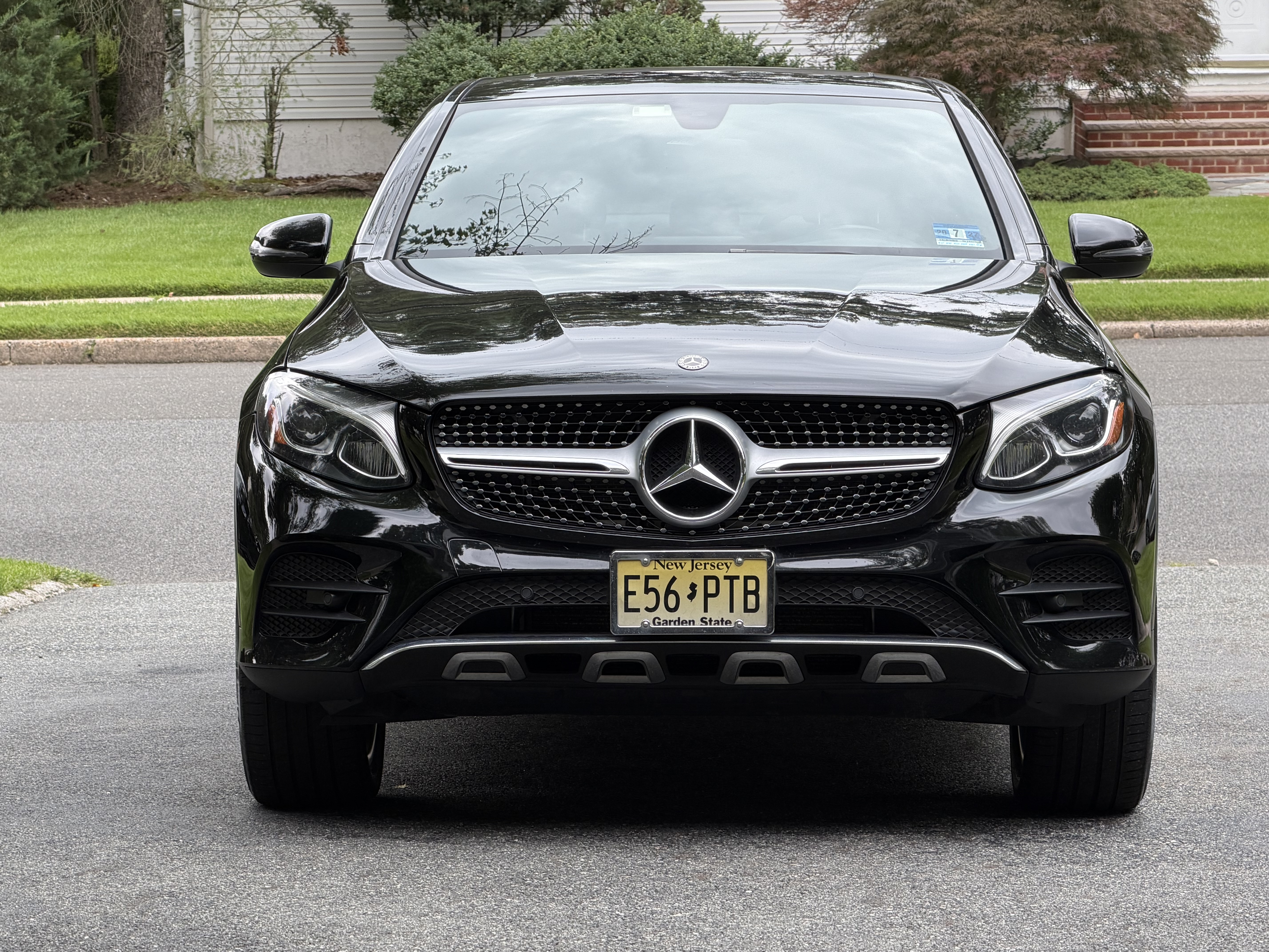 Used 2018 Mercedes-Benz GLC 300 4MATIC Coupe image 2