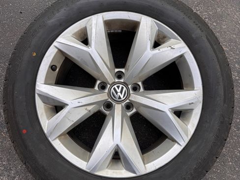 Used 2018 Volkswagen Atlas SEL AWD/4WD image 19