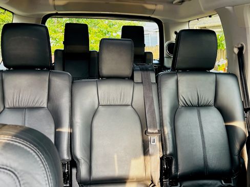 Used 2013 Land Rover LR4 HSE LUX image 15