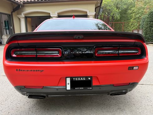 Used 2022 Dodge Challenger SRT Hellcat image 8