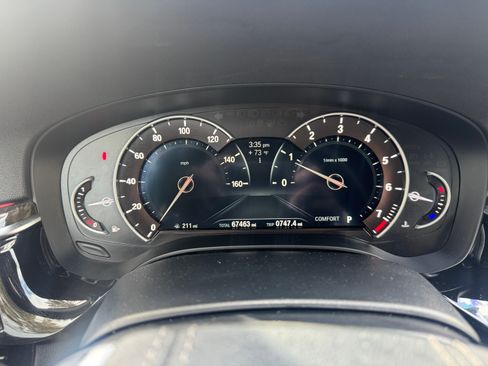 Used 2018 BMW 530i xDrive w/ Premium Package image 11