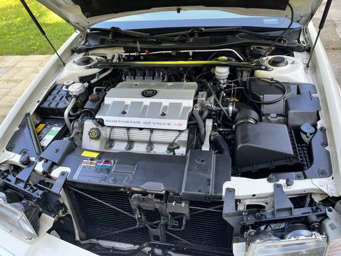 Used 1997 Cadillac Eldorado w/ Leather/Lumbar Pkg FWD image 16