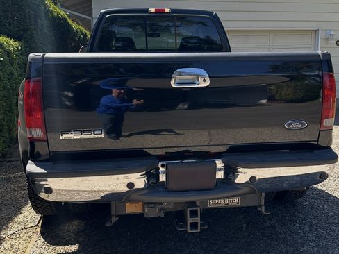 Used 2005 Ford F350 Lariat AWD/4WD image 9