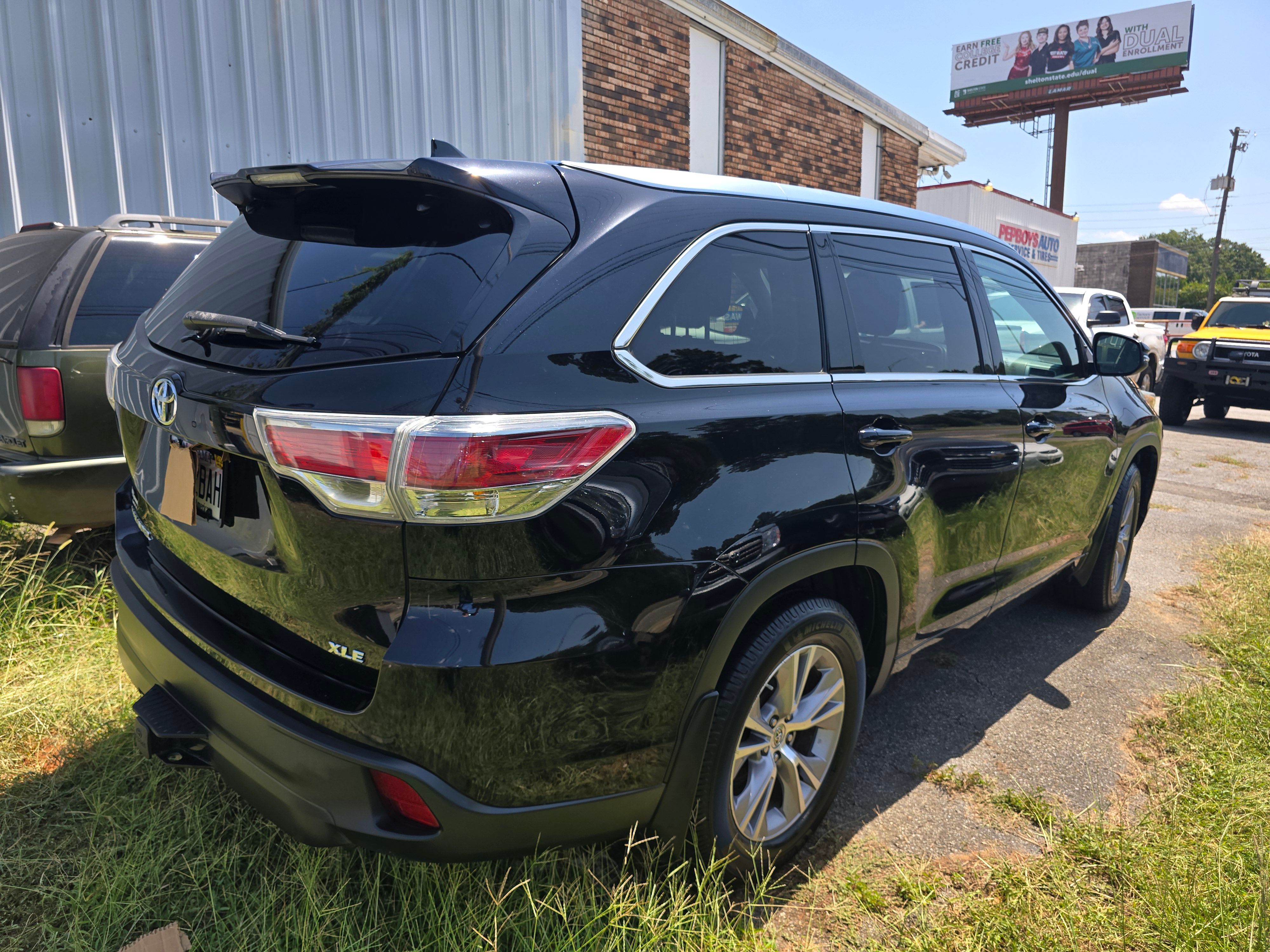 Used 2015 Toyota Highlander XLE FWD image 5