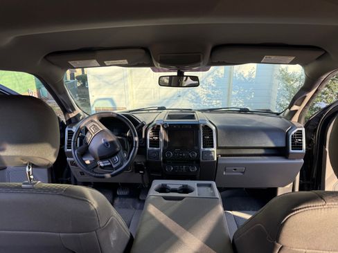 Used 2015 Ford F150 XLT w/ Equipment Group 302A Luxury image 28