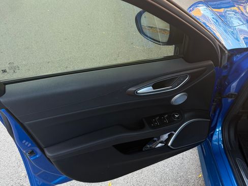 Used 2020 Alfa Romeo Giulia Ti w/ TI Performance Package image 11